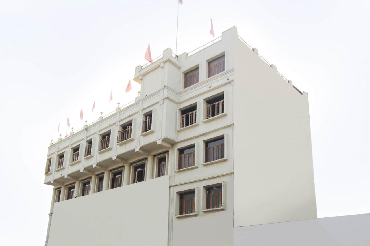 Oyo 7343 Al Shareef Palace Хайдарабад Экстерьер фото